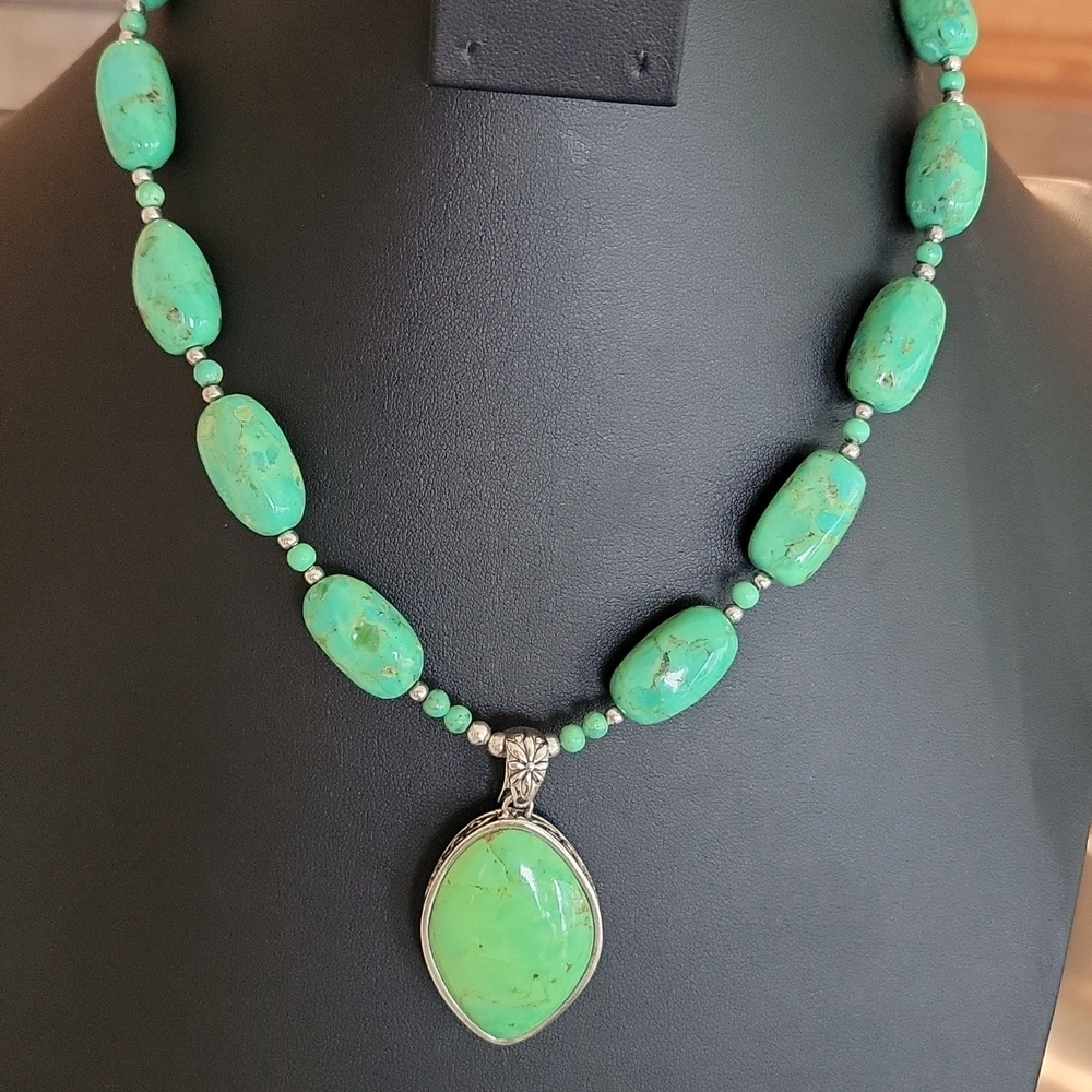Barse Necklace and Pendant